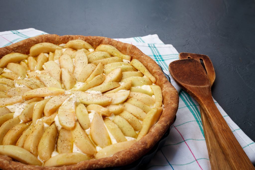 Tarte aux pommes. Transformation des fruits, récolte, pommes, poires, prunes.