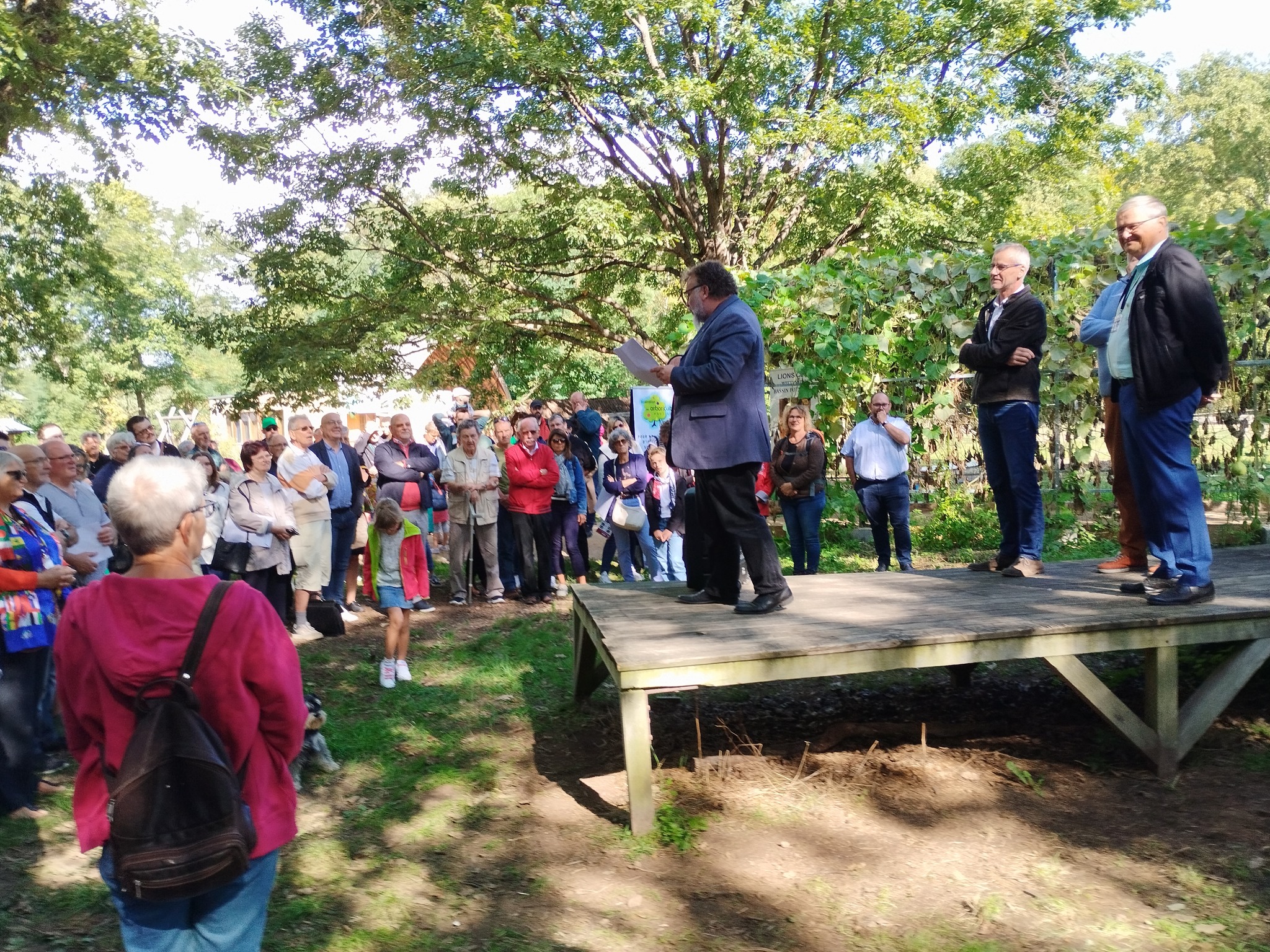 Inauguration du labyrinthe des pommes